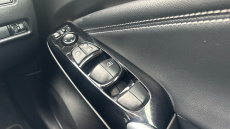 Nissan Juke 1.6 Hybrid Tekna 5dr Auto Hybrid Hatchback